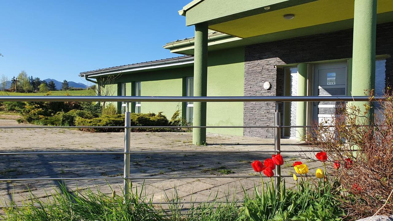 Vila Doliny Konská Esterno foto